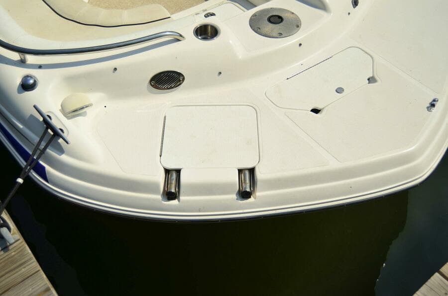 2011 Hurricane SunDeck 217 OB