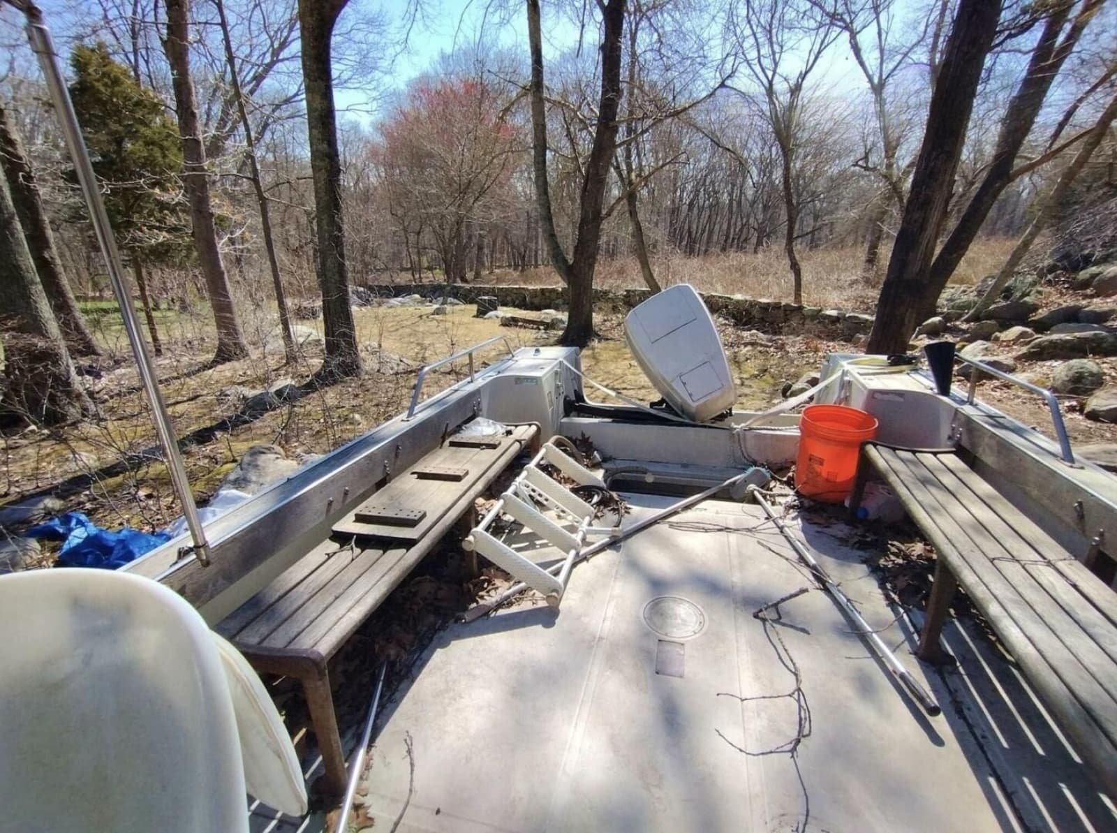 1983 Boston Whaler 25 Revenge - Photo 11