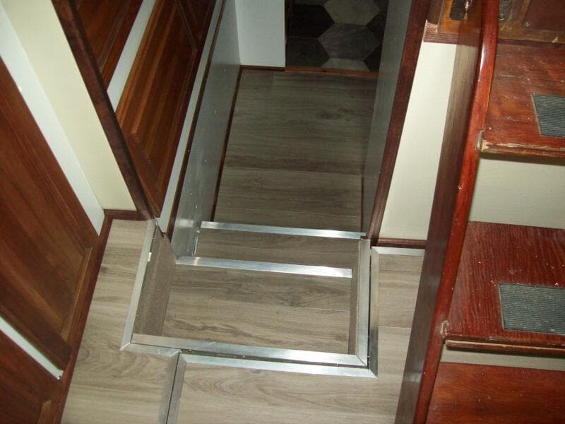 1979 Chris-Craft Catalina 350