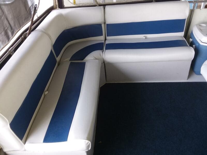 1979 Chris-Craft Catalina 350