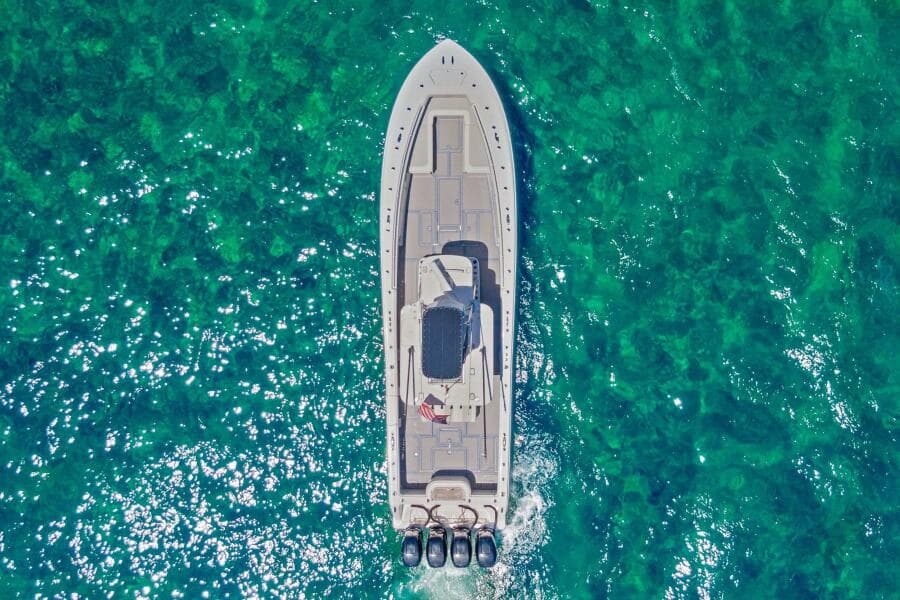 2013 Invincible 42 Open - Photo 3