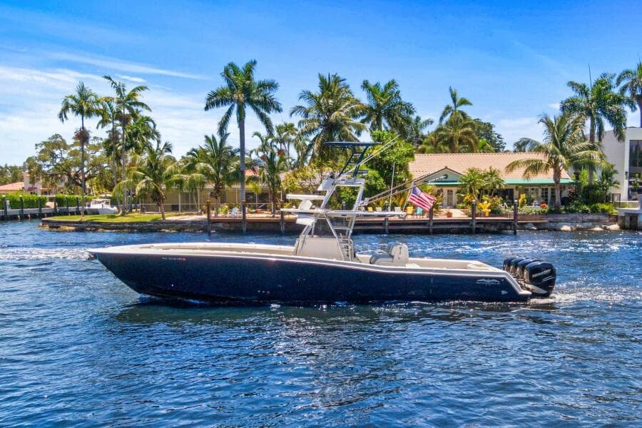2013 Invincible 42 Open - Photo 13