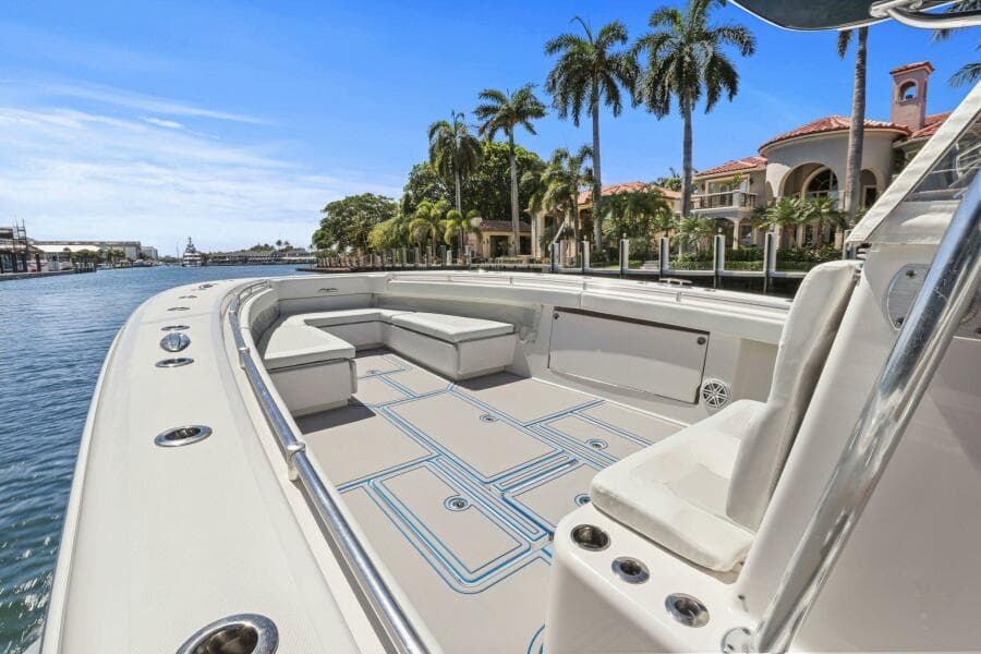 2013 Invincible 42 Open - Photo 29