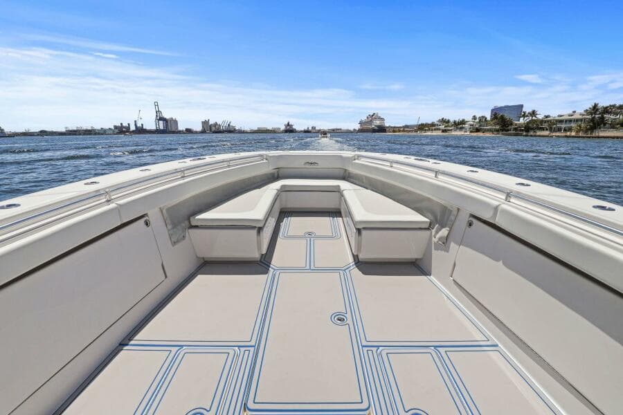 2013 Invincible 42 Open - Photo 33