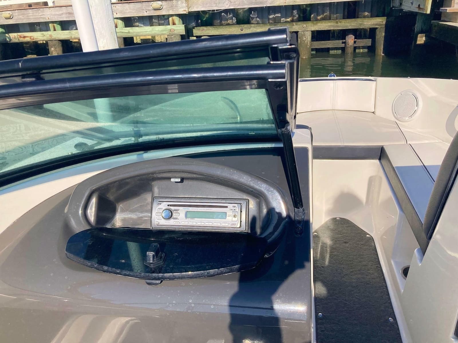 2012 Sea Ray 190 Sport - Photo 26