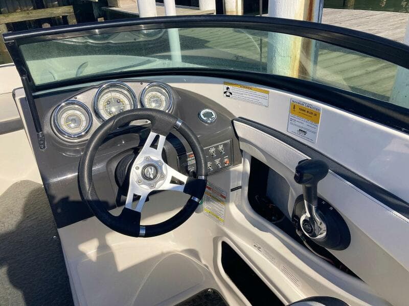 2012 Sea Ray 190 Sport