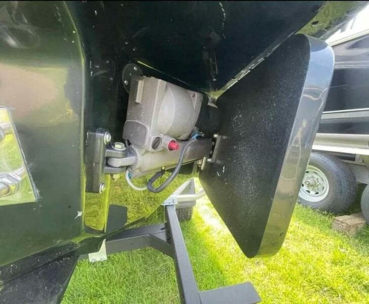 2022 Chaparral 23 SURF