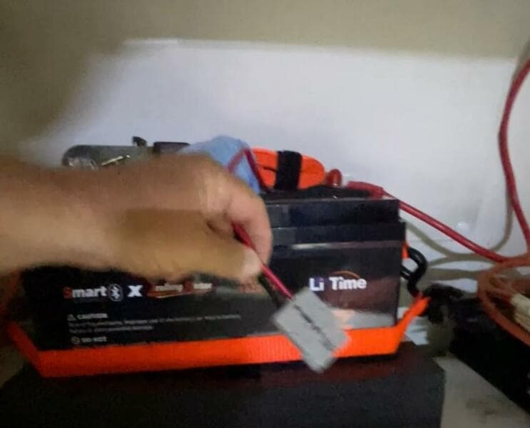 1990 Wellcraft Scarab 30 Cuddy