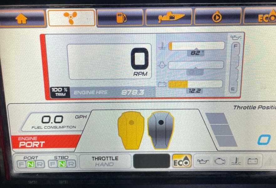 1990 Wellcraft Scarab 30 Cuddy