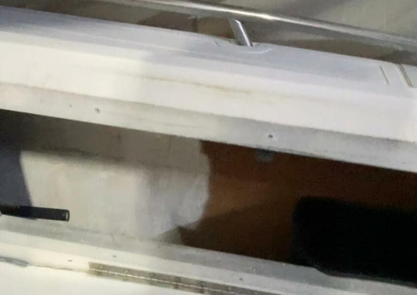 1990 Wellcraft Scarab 30 Cuddy