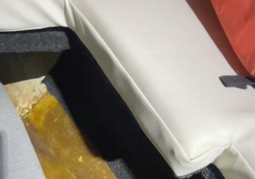 1990 Wellcraft Scarab 30 Cuddy