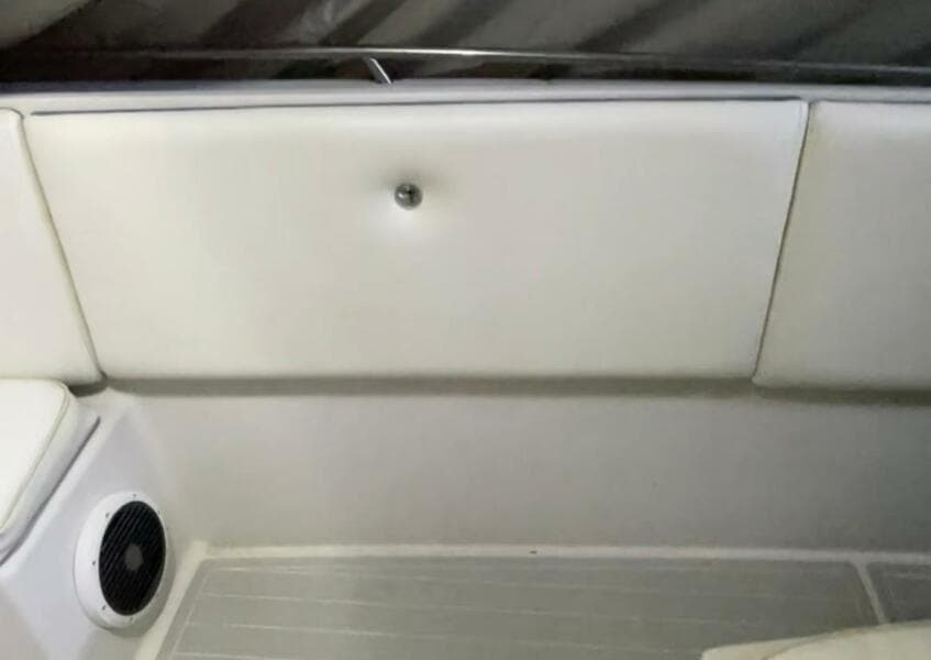 1990 Wellcraft Scarab 30 Cuddy