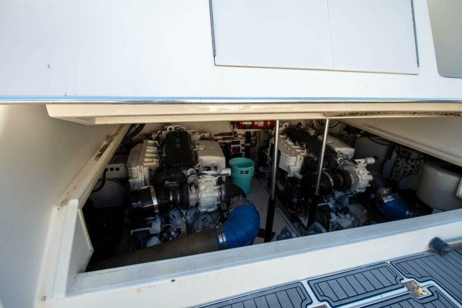2006 Rampage 38 Express - Photo 46