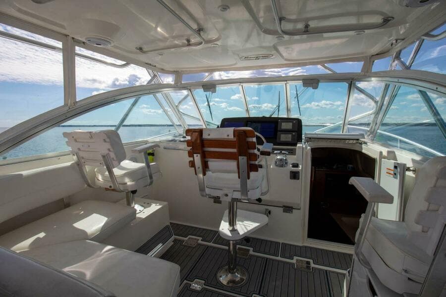 2006 Rampage 38 Express - Photo 12