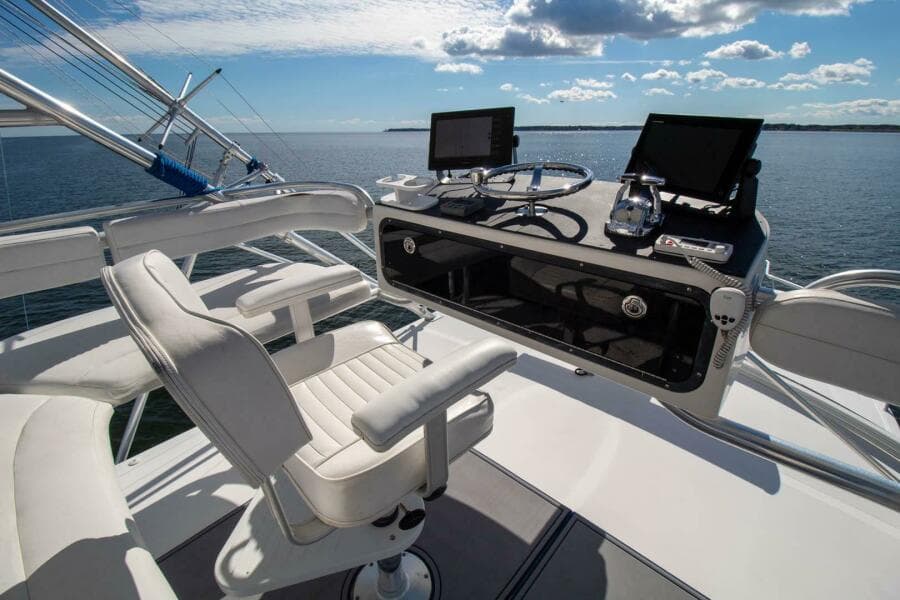 2006 Rampage 38 Express - Photo 17
