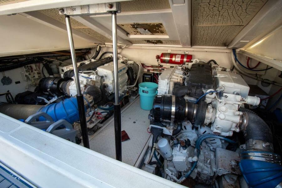 2006 Rampage 38 Express - Photo 48