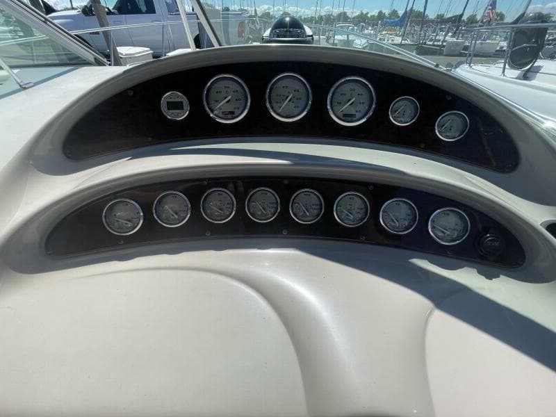 2005 Monterey 322 Cruiser