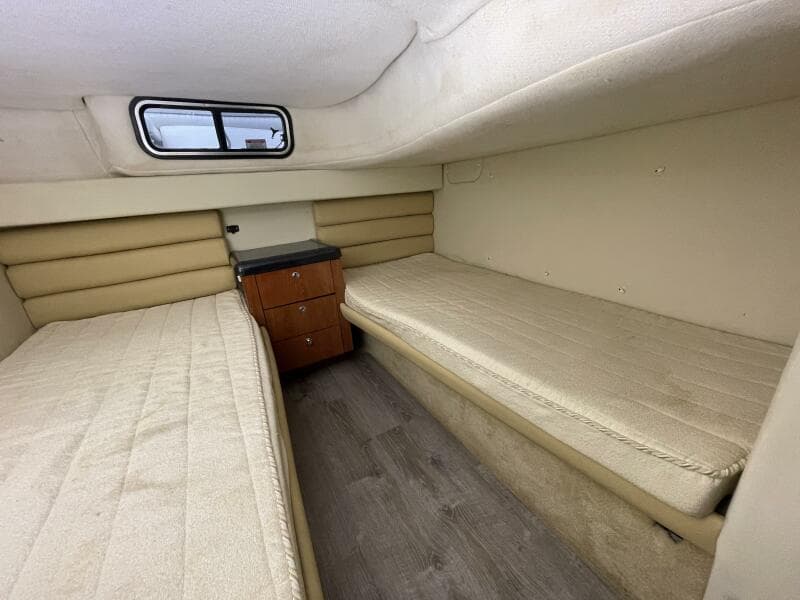 2005 Monterey 322 Cruiser