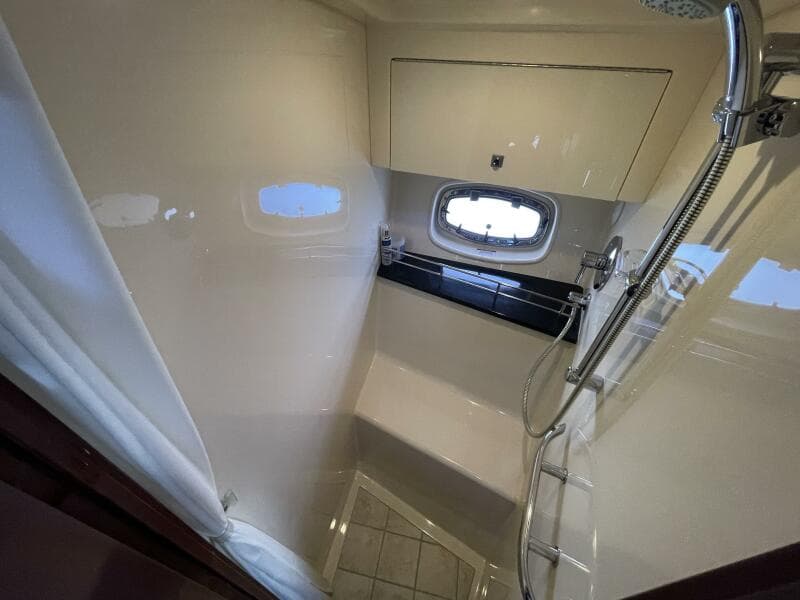 2010 Sea Ray 450 Sundancer