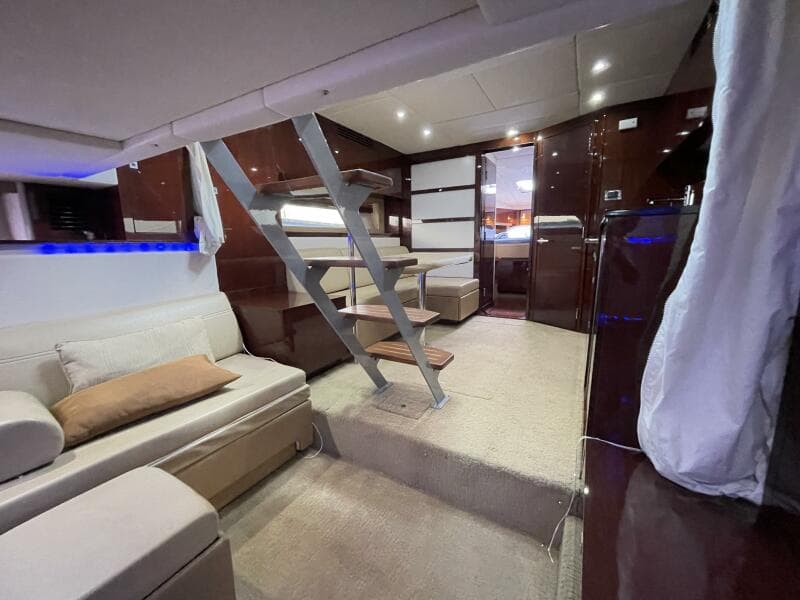 2010 Sea Ray 450 Sundancer