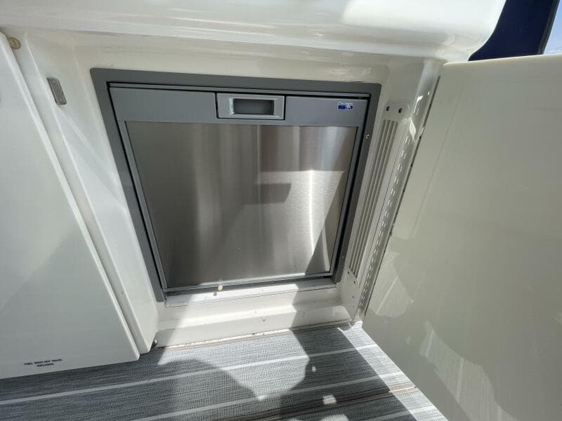 2010 Sea Ray 450 Sundancer