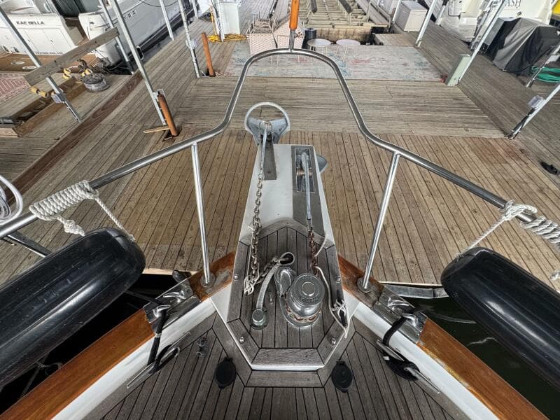 13 1991 Ocean Alexander 456 Knot Yet   Bow Pulpit