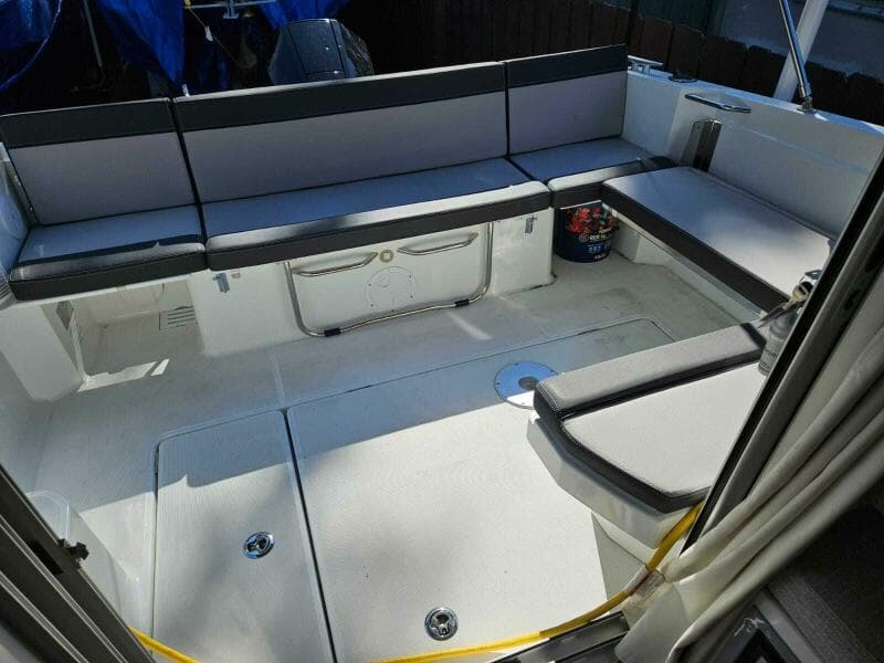 2023 Jeanneau NC795 S2