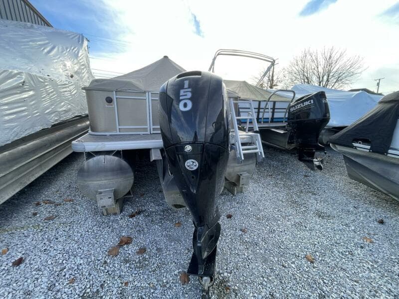 2024 Godfrey Sweetwater 2286 Split Bench