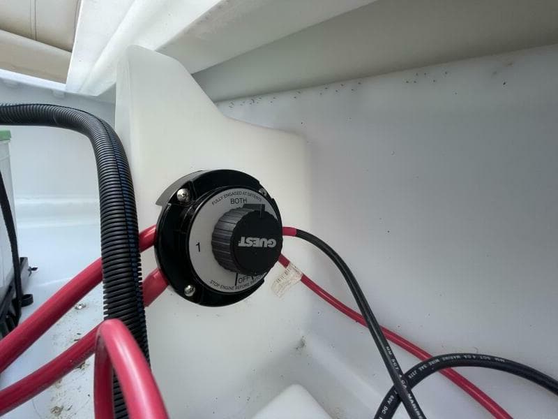 2024 Godfrey Sweetwater 2286 Split Bench