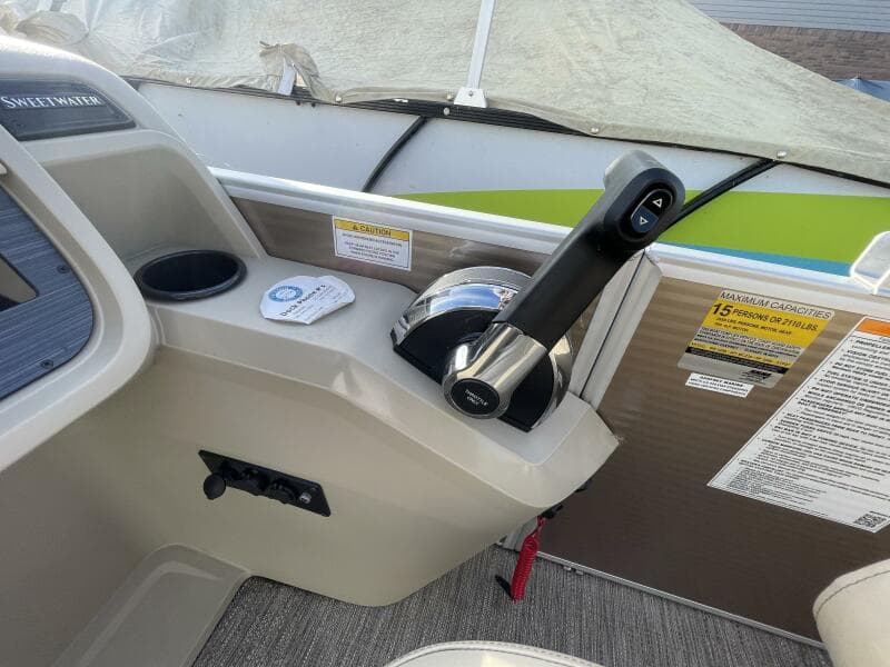 2024 Godfrey Sweetwater 2286 Split Bench