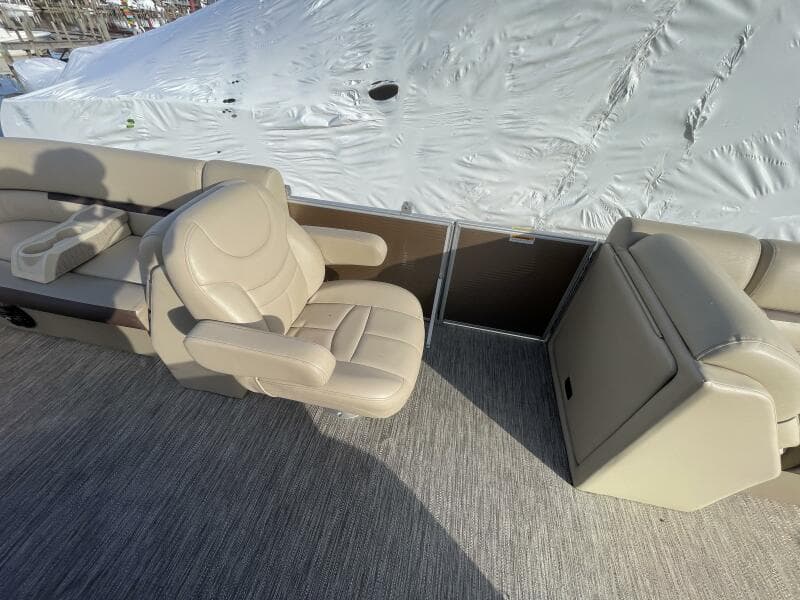 2024 Godfrey Sweetwater 2286 Split Bench