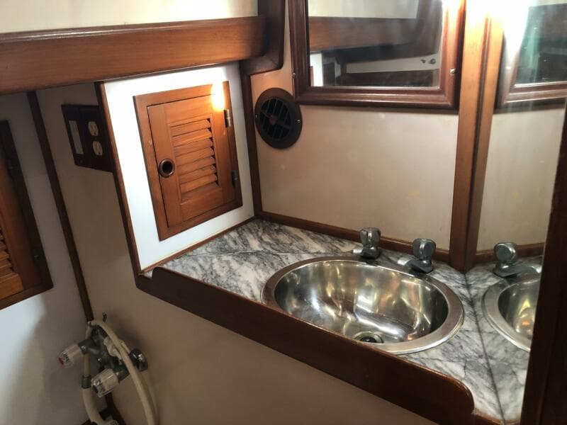 1987 Tayana Mariner 36