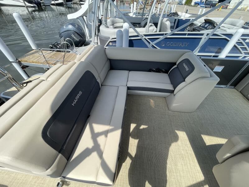 2024 Harris Cruiser 230 CS