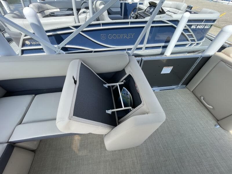 2024 Harris Cruiser 230 CS