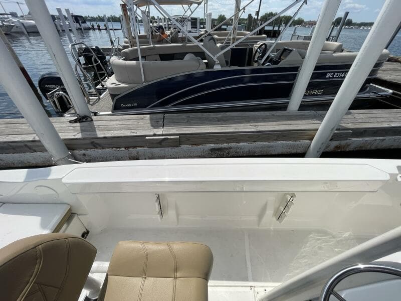 2023 Bayliner Trophy T22CC