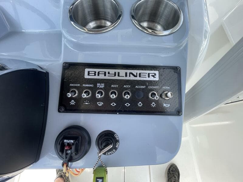 2023 Bayliner Trophy T22CC