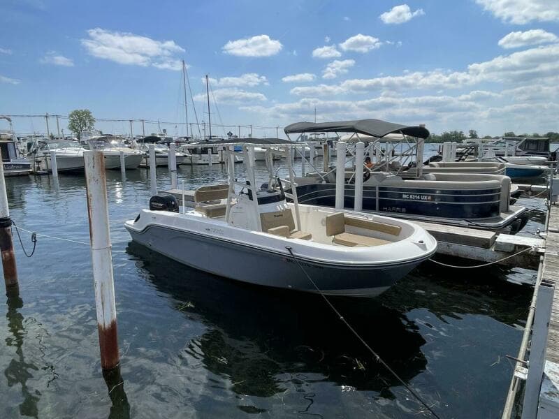 2023 Bayliner Trophy T22CC