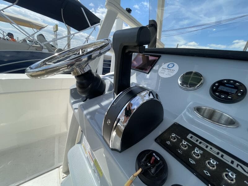 2023 Bayliner Trophy T22CC