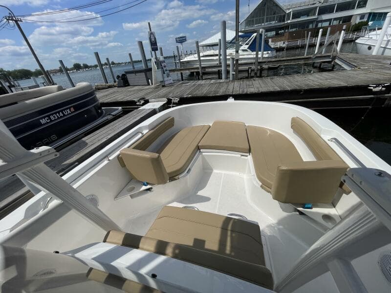 2023 Bayliner Trophy T22CC