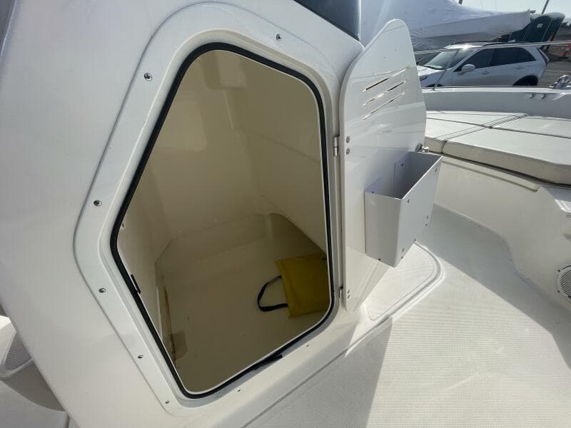 2024 Boston Whaler 210 Montauk