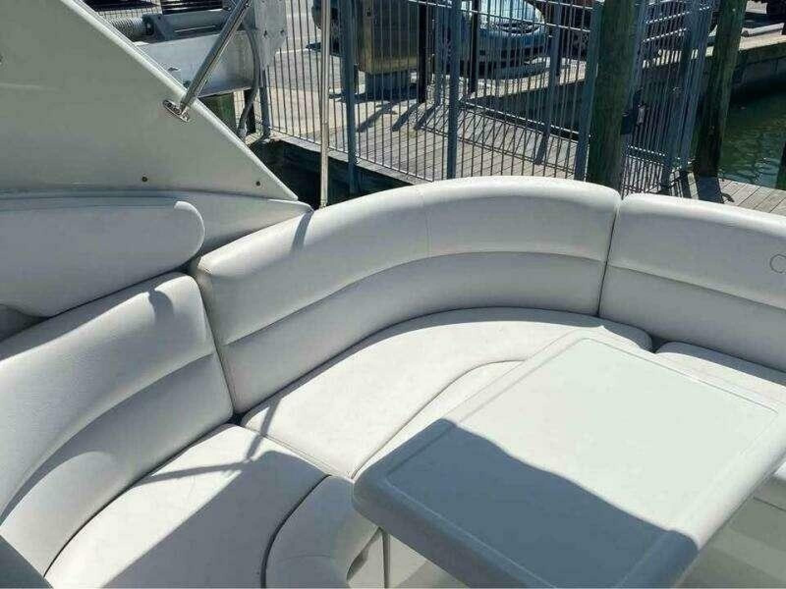 2006 Crownline 340 CR - Photo 11