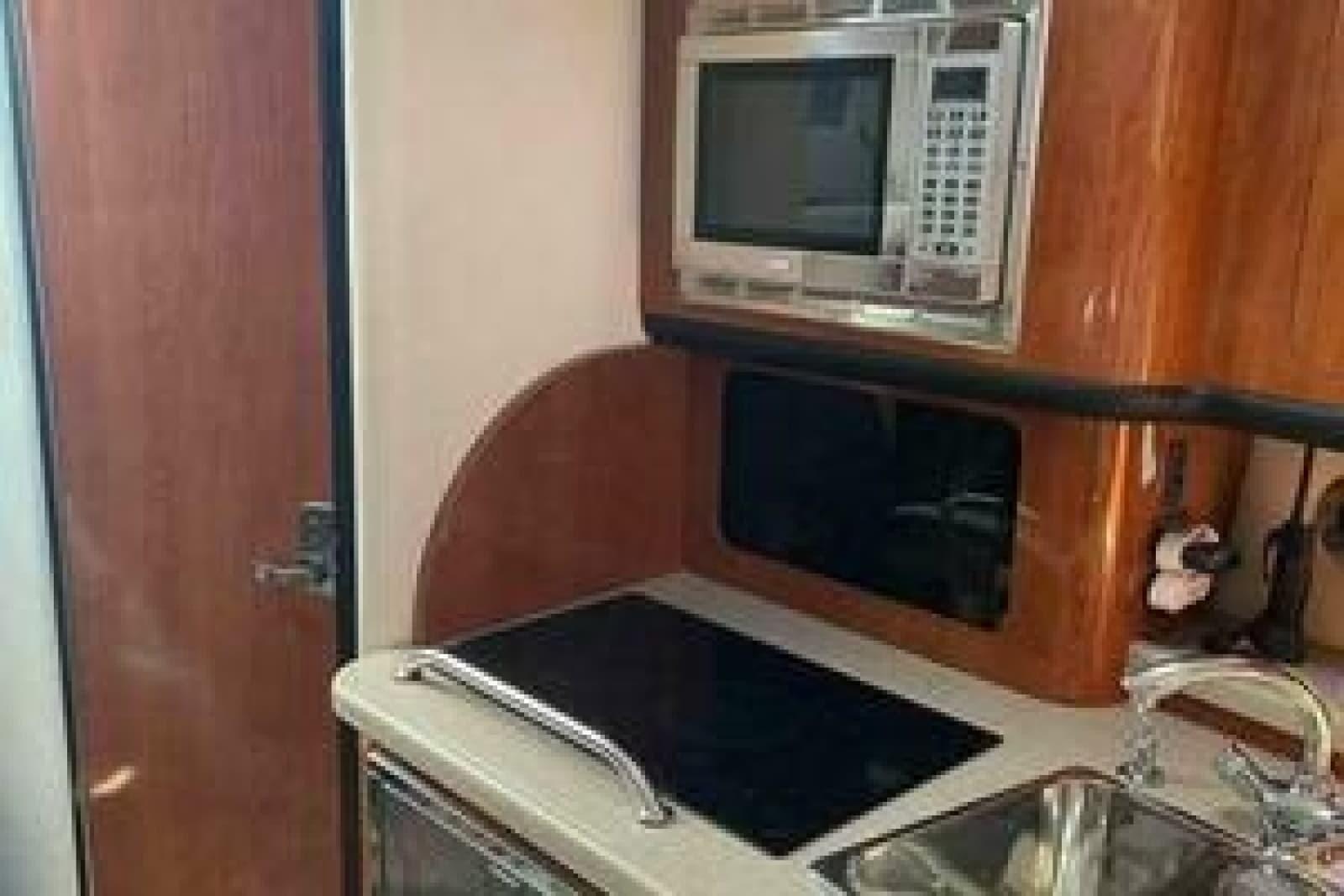 2006 Crownline 340 CR - Photo 17