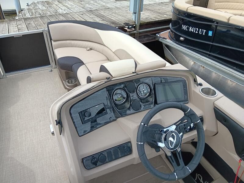 2023 Tahoe Pontoon LTZ 2385 Entertainer