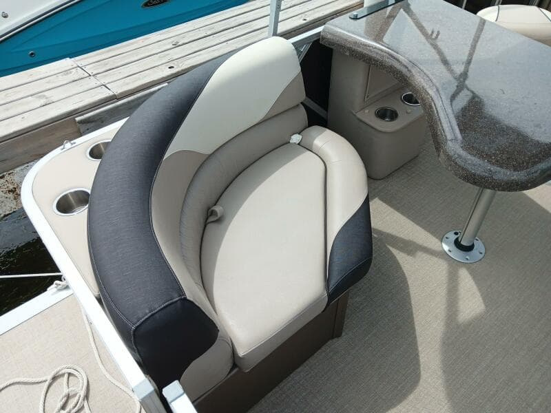 2023 Tahoe Pontoon LTZ 2385 Entertainer