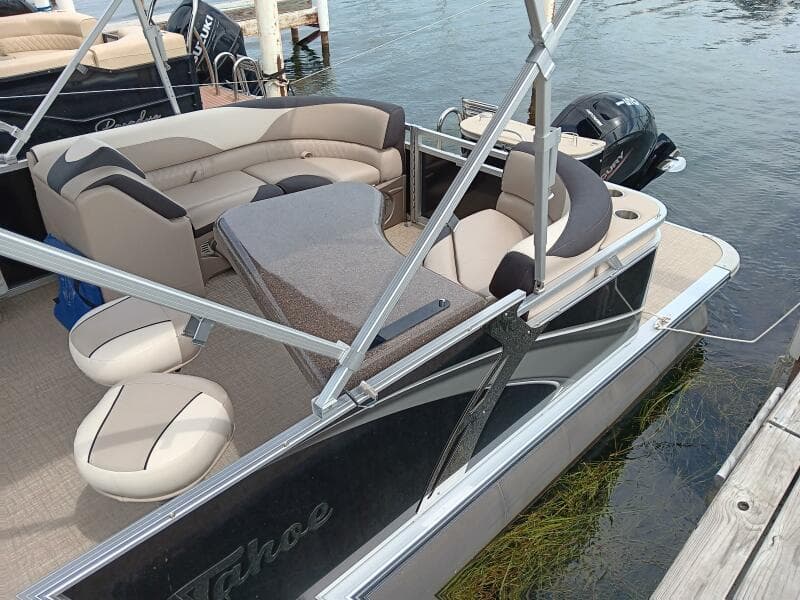 2023 Tahoe Pontoon LTZ 2385 Entertainer