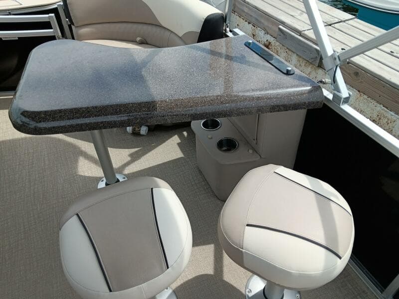 2023 Tahoe Pontoon LTZ 2385 Entertainer