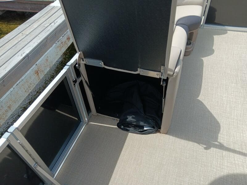 2023 Tahoe Pontoon LTZ 2385 Entertainer