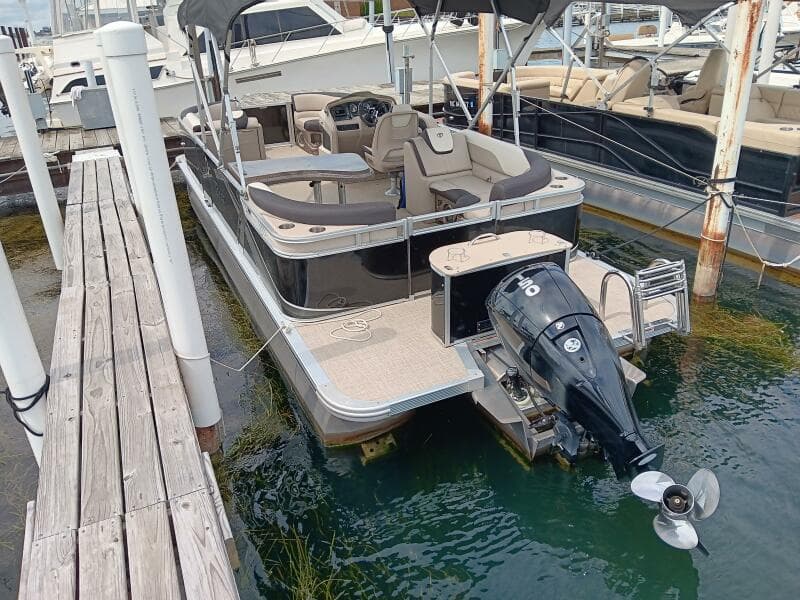 2023 Tahoe Pontoon LTZ 2385 Entertainer