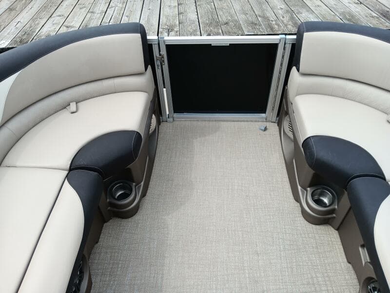 2023 Tahoe Pontoon LTZ 2385 Entertainer