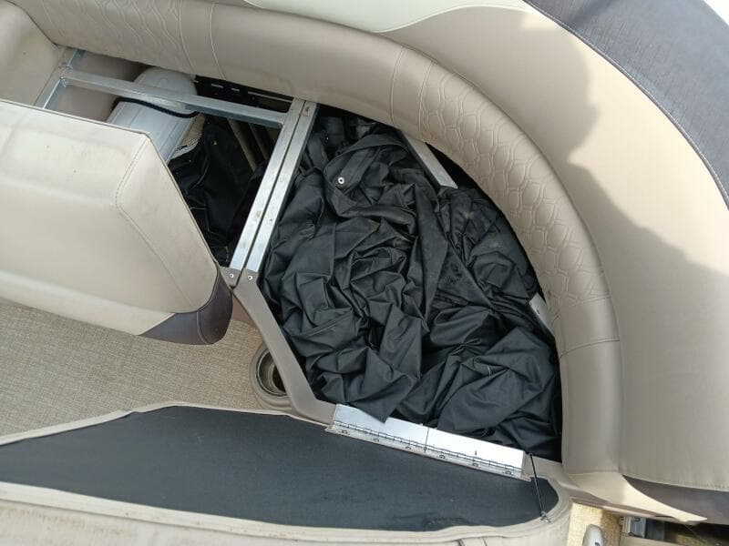 2023 Tahoe Pontoon LTZ 2385 Entertainer